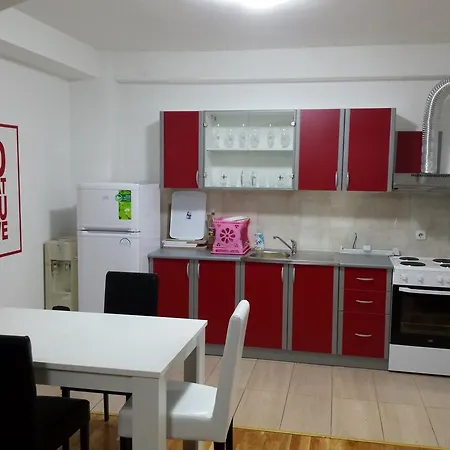 Cosmopolitan Apartment